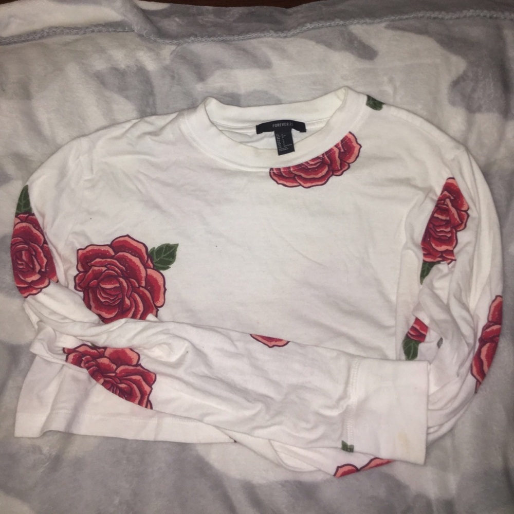 White rose long sleeved crop top